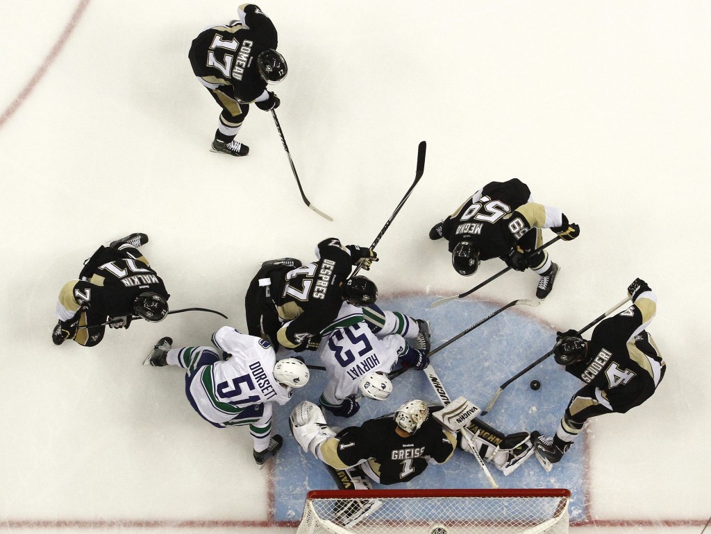 Vancouver Canucks v Pittsburgh Penguins